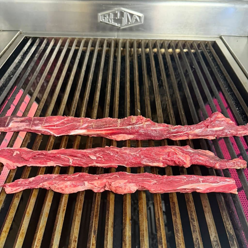 ¿Quieres encargar una pieza de carne madurada en Narón? Llámanos